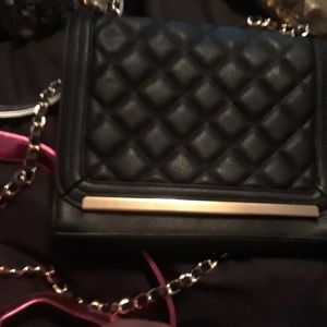 woo! classy quilted hand bag